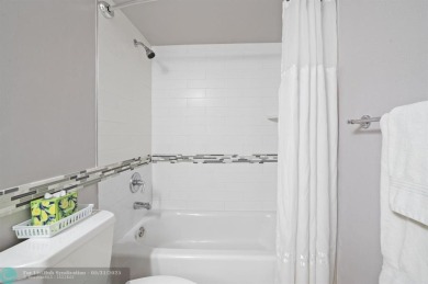 Welcome to this charming and updated 2-bedroom, 2-bathroom on PGA National Golf Club in Florida - for sale on GolfHomes.com, golf home, golf lot