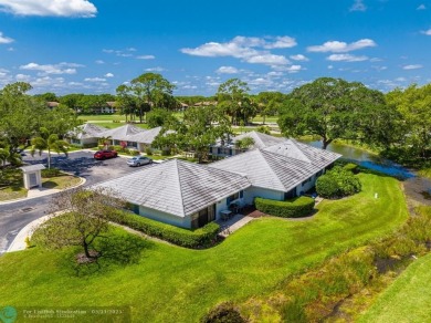 Welcome to this charming and updated 2-bedroom, 2-bathroom on PGA National Golf Club in Florida - for sale on GolfHomes.com, golf home, golf lot