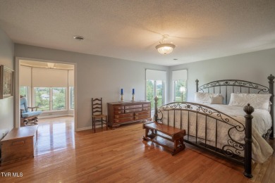 **Distinguished Executive Residence on Glenrochie Golf Course | on  in Virginia - for sale on GolfHomes.com, golf home, golf lot