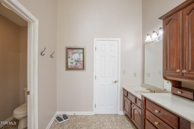**Distinguished Executive Residence on Glenrochie Golf Course | on  in Virginia - for sale on GolfHomes.com, golf home, golf lot