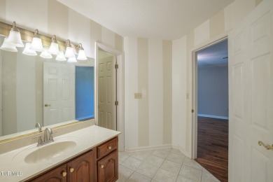 **Distinguished Executive Residence on Glenrochie Golf Course | on  in Virginia - for sale on GolfHomes.com, golf home, golf lot