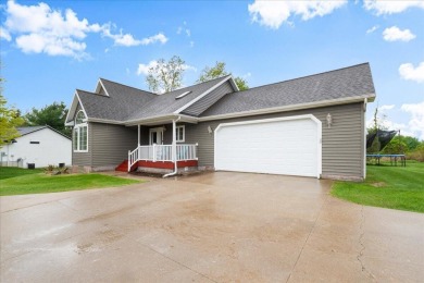 Welcome to 306 Meister Rd - a beautifully updated 3 bed, 2.5 on Ramshorn on the Lakes in Michigan - for sale on GolfHomes.com, golf home, golf lot