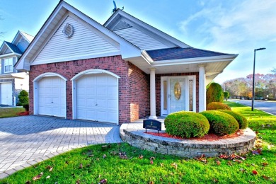 Welcome to this charming 2-bedroom, 2-bathroom home, located in on Birchwood at Spring Lake in New York - for sale on GolfHomes.com, golf home, golf lot