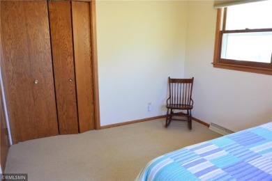 Welcome to golf course living!!  Take a look at this 3 bedroom on Glencoe Country Club in Minnesota - for sale on GolfHomes.com, golf home, golf lot