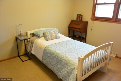 Welcome to golf course living!!  Take a look at this 3 bedroom on Glencoe Country Club in Minnesota - for sale on GolfHomes.com, golf home, golf lot