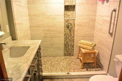 Welcome to golf course living!!  Take a look at this 3 bedroom on Glencoe Country Club in Minnesota - for sale on GolfHomes.com, golf home, golf lot