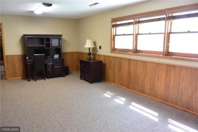 Welcome to golf course living!!  Take a look at this 3 bedroom on Glencoe Country Club in Minnesota - for sale on GolfHomes.com, golf home, golf lot