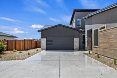 Tresidio presents the gorgeous Maple floorplan!  This highly on Falcon Crest Golf Club in Idaho - for sale on GolfHomes.com, golf home, golf lot