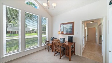 Charming 3-bedroom custom home with recent updates near the on Creekview Golf Club in Texas - for sale on GolfHomes.com, golf home, golf lot