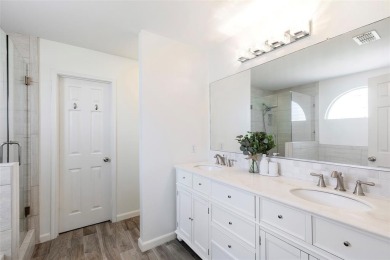 Gorgeous Updated Home in Ridgeview Ranch! Nestled on a quiet on Ridgeview Ranch Golf Club in Texas - for sale on GolfHomes.com, golf home, golf lot