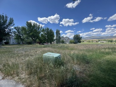Build a dream house on the last lot available on Sawmill Circle on Eagle Ranch in Colorado - for sale on GolfHomes.com, golf home, golf lot