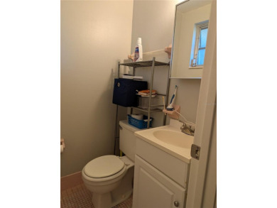 Perfect starter home, retirement home or Investment opportunity on Oak Hills Country Club in Florida - for sale on GolfHomes.com, golf home, golf lot