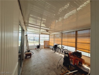 WATERFRONT COMMUNITY - MEMBERSHIP SHARE INCLUDED - AMAZING PRICE on Riverbend Golf and Country Club in Florida - for sale on GolfHomes.com, golf home, golf lot