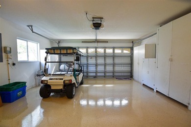 Welcome to your new beginning.  Well maintained home, close to on Eagle Ridge At Spruce Creek Country Club in Florida - for sale on GolfHomes.com, golf home, golf lot