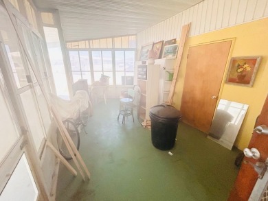 Don't miss out on your piece of the Florida lifestyle.  The on Sara Bay Country Club in Florida - for sale on GolfHomes.com, golf home, golf lot