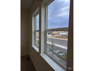 Gorgeous home, great sunset views off the deck and a location on Scotch Pines Golf Course in Idaho - for sale on GolfHomes.com, golf home, golf lot