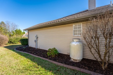 NEW ROOF AND NEW HVAC! Step into the charm of 187 Spurlock Drive on Pointe Royale Village Country Club in Missouri - for sale on GolfHomes.com, golf home, golf lot