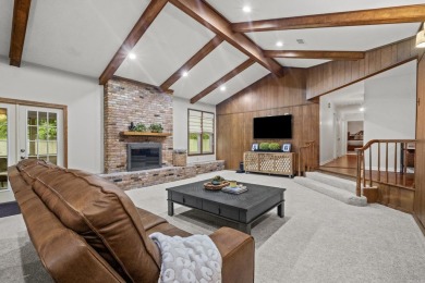 Fully remodeled and updated throughout. New roof in 2024 on Foxwood Golf Club in Arkansas - for sale on GolfHomes.com, golf home, golf lot