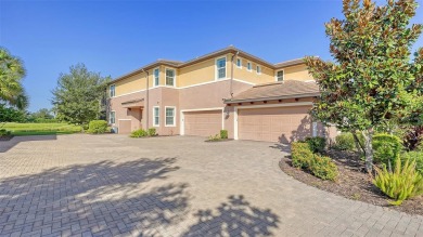 This property is offered with owner financing available if on Ritz-Carlton Members Golf Club in Florida - for sale on GolfHomes.com, golf home, golf lot