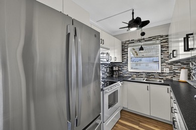 Pompano Beach - CORNER UNIT -First Floor - 2 BR/1 BA Upgraded on Leisureville Community Association in Florida - for sale on GolfHomes.com, golf home, golf lot