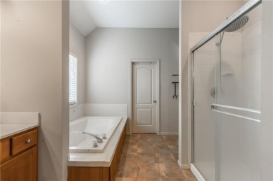 The seller is highly motivated, so don't hesitate to bring your on Staley Farms Golf Club in Missouri - for sale on GolfHomes.com, golf home, golf lot