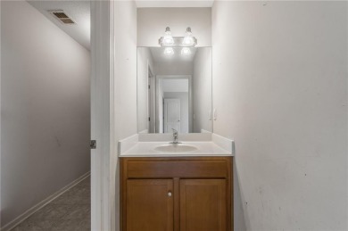 The seller is highly motivated, so don't hesitate to bring your on Staley Farms Golf Club in Missouri - for sale on GolfHomes.com, golf home, golf lot