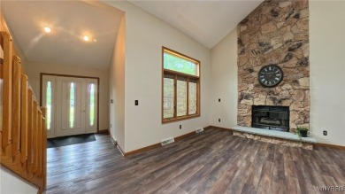Welcome to 360 Muegel Rd! Location, Location, Location!!!  Right on Transit Valley Country Club in New York - for sale on GolfHomes.com, golf home, golf lot