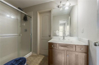 The seller is highly motivated, so don't hesitate to bring your on Staley Farms Golf Club in Missouri - for sale on GolfHomes.com, golf home, golf lot