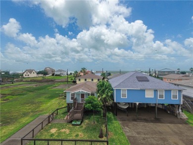 Escape to this charming 2 bed, 2 full bath retreat, just a golf on Rockport Country Club in Texas - for sale on GolfHomes.com, golf home, golf lot