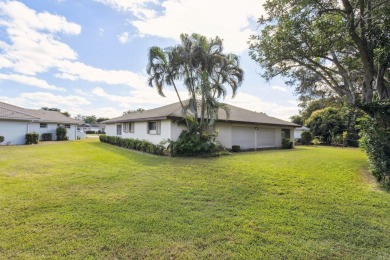 Spacious and well-built 3/2 home on prime oversized lot backing on Pine Tree Golf Club in Florida - for sale on GolfHomes.com, golf home, golf lot