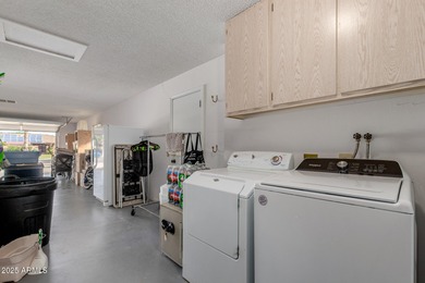 Welcome to this clean, beautifully updated 2-bedroom, 2-bath on Sun City-Willow Creek / Willow Brook  in Arizona - for sale on GolfHomes.com, golf home, golf lot