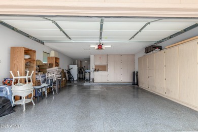 Welcome to this clean, beautifully updated 2-bedroom, 2-bath on Sun City-Willow Creek / Willow Brook  in Arizona - for sale on GolfHomes.com, golf home, golf lot