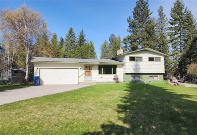 This lovely three-bedroom 2 bath home located in a desirable on Cabinet View Country Club in Montana - for sale on GolfHomes.com, golf home, golf lot