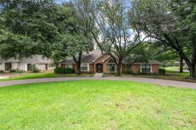 Get Your Golf Clubs Ready! Brand new custom plantation shutters on Ridgewood Country Club in Texas - for sale on GolfHomes.com, golf home, golf lot