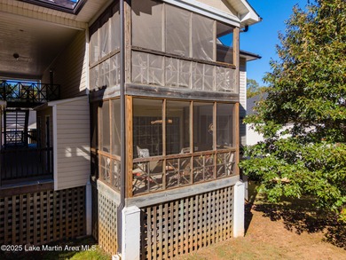 Beautifully Updated and Fully Furnished!SELLER OFFERING UP TO $3 on Stillwaters Golf and Country Club in Alabama - for sale on GolfHomes.com, golf home, golf lot