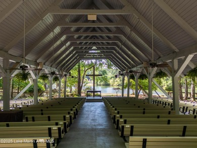 Beautifully Updated and Fully Furnished!SELLER OFFERING UP TO $3 on Stillwaters Golf and Country Club in Alabama - for sale on GolfHomes.com, golf home, golf lot