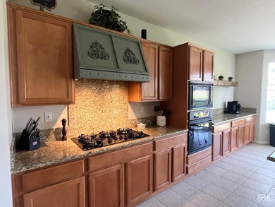 Beautiful well-kept home on the golf course in the highly on Rio Bravo Country Club in California - for sale on GolfHomes.com, golf home, golf lot