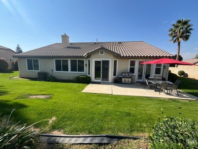 Beautiful well-kept home on the golf course in the highly on Rio Bravo Country Club in California - for sale on GolfHomes.com, golf home, golf lot