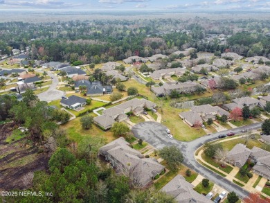 Fantastic opportunity in Fleming Island! This spacious 3-bedroom on Golf Club At Fleming Island in Florida - for sale on GolfHomes.com, golf home, golf lot