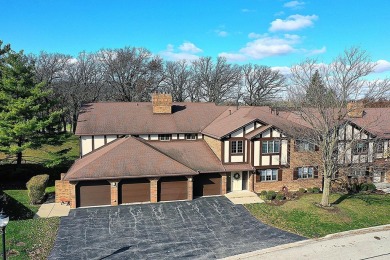 Welcome to this beautifully updated 3-Bedroom, 2-Bath condo in on Oak Hills Country Club in Illinois - for sale on GolfHomes.com, golf home, golf lot