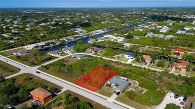 This charming single-family residential lot is located in South on Rotonda Golf and Country Club - Long Marsh  in Florida - for sale on GolfHomes.com, golf home, golf lot
