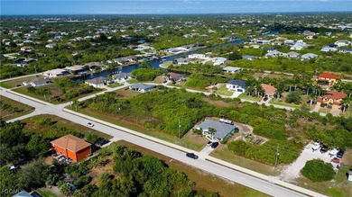 This charming single-family residential lot is located in South on Rotonda Golf and Country Club - Long Marsh  in Florida - for sale on GolfHomes.com, golf home, golf lot