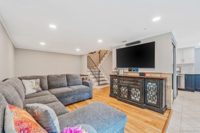 Welcome to Blue Ridge Condominiums, one of Medford's most on Blue Ridge Golf Club in New York - for sale on GolfHomes.com, golf home, golf lot