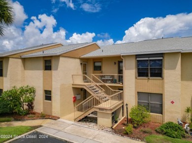 GOLFERS DELIGHT in the heart of Melbourne. The 19th Hole Condo on Mallards Landing Golf Course in Florida - for sale on GolfHomes.com, golf home, golf lot