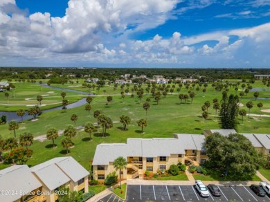 GOLFERS DELIGHT in the heart of Melbourne. The 19th Hole Condo on Mallards Landing Golf Course in Florida - for sale on GolfHomes.com, golf home, golf lot