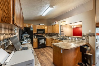Price reduced! Now's the time to own this spacious home on a on Prairie Falls Golf Club in Idaho - for sale on GolfHomes.com, golf home, golf lot