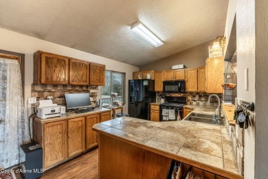 Price reduced! Now's the time to own this spacious home on a on Prairie Falls Golf Club in Idaho - for sale on GolfHomes.com, golf home, golf lot