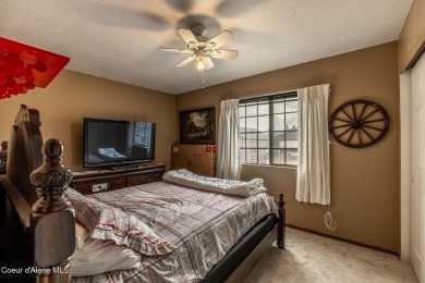 Price reduced! Now's the time to own this spacious home on a on Prairie Falls Golf Club in Idaho - for sale on GolfHomes.com, golf home, golf lot