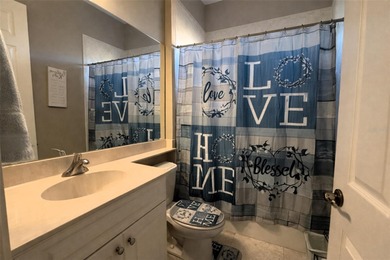 Under contract-accepting backup offers. One or more photos may on Glen Lakes Country Club in Florida - for sale on GolfHomes.com, golf home, golf lot