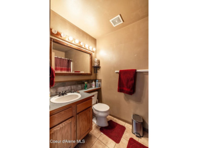Price reduced! Now's the time to own this spacious home on a on Prairie Falls Golf Club in Idaho - for sale on GolfHomes.com, golf home, golf lot